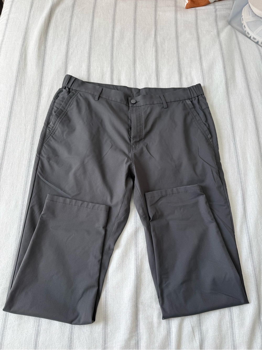 Men's Dark Gray Cargo Pants - Performance Stretch